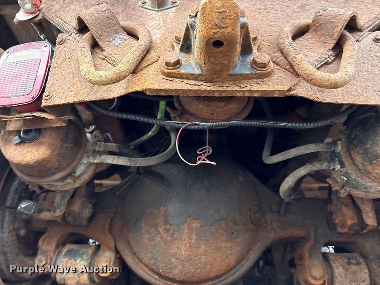image for item FB8868 2011 International 7400 dump truck