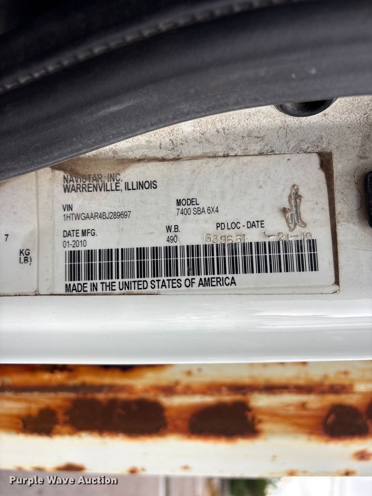 image for item FB8868 2011 International 7400 dump truck