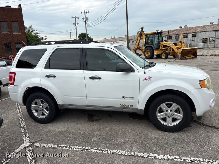 image for item FB8869 2009 Ford Escape Hybrid SUV