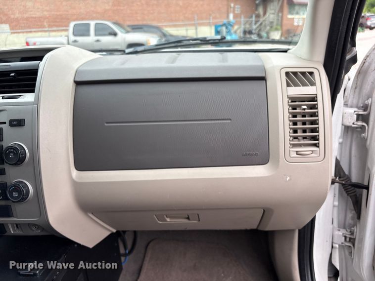 image for item FB8869 2009 Ford Escape Hybrid SUV