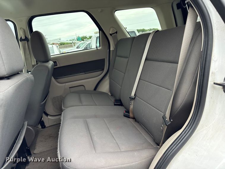 image for item FB8869 2009 Ford Escape Hybrid SUV