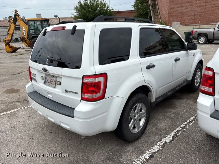 image for item FB8870 2010 Ford Escape Hybrid SUV