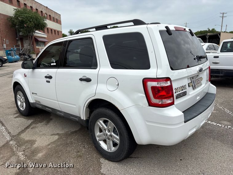 image for item FB8870 2010 Ford Escape Hybrid SUV