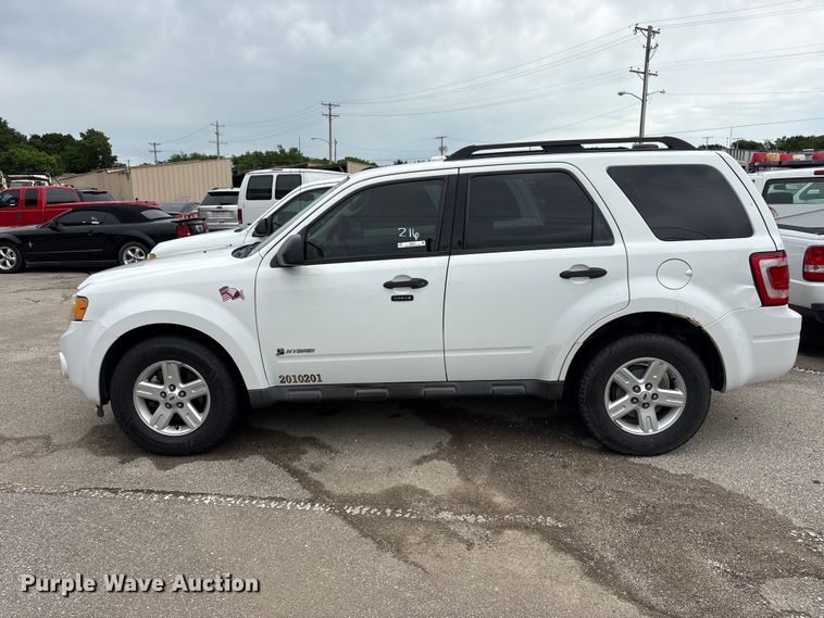 image for item FB8870 2010 Ford Escape Hybrid SUV