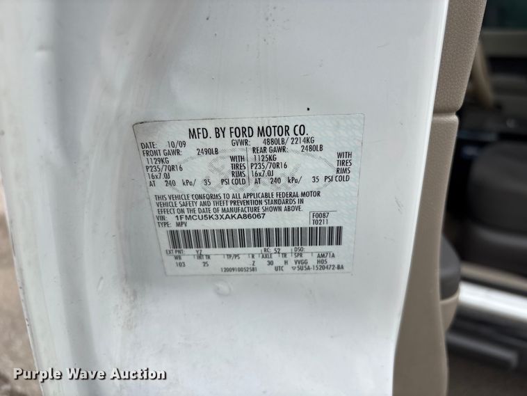 image for item FB8870 2010 Ford Escape Hybrid SUV