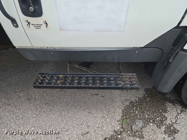 image for item FB8872 2014 International TA005 flatbed truck