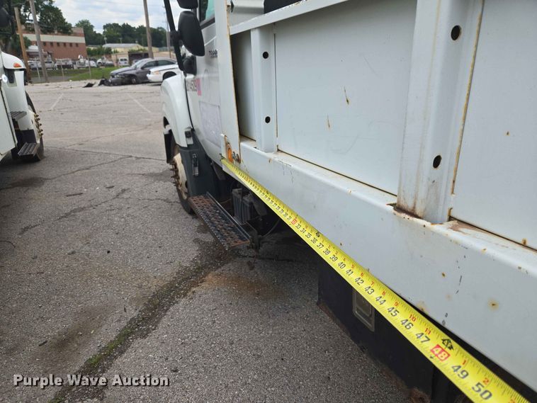 image for item FB8872 2014 International TA005 flatbed truck