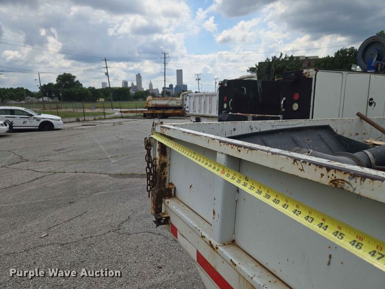 image for item FB8872 2014 International TA005 flatbed truck