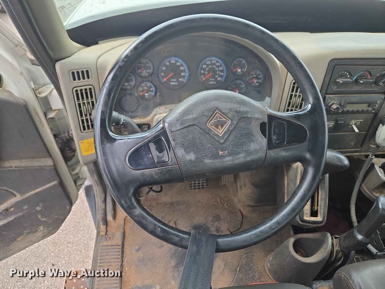 image for item FB8872 2014 International TA005 flatbed truck