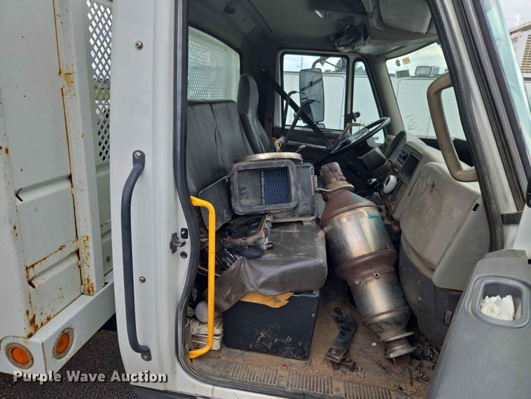 image for item FB8872 2014 International TA005 flatbed truck