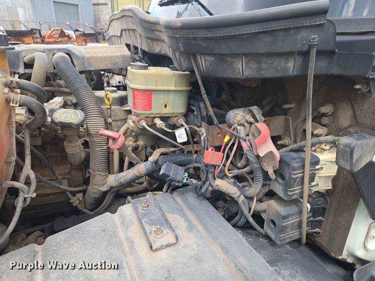 image for item FB8872 2014 International TA005 flatbed truck