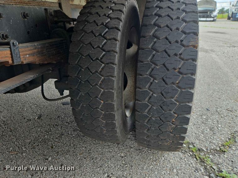 image for item FB8872 2014 International TA005 flatbed truck