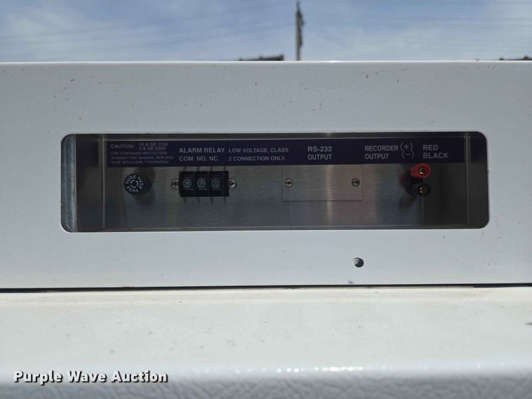 image for item FB8873 Fisher Isotemp 3720A refrigerated BOD incubator
