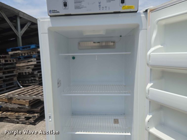 image for item FB8873 Fisher Isotemp 3720A refrigerated BOD incubator