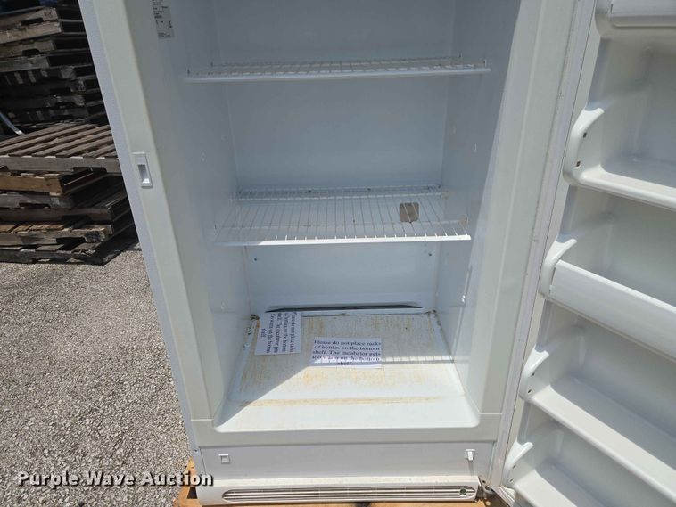 image for item FB8873 Fisher Isotemp 3720A refrigerated BOD incubator