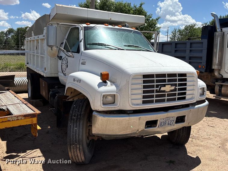 image for item FC2355 1999 Chevrolet C7500 dump truck