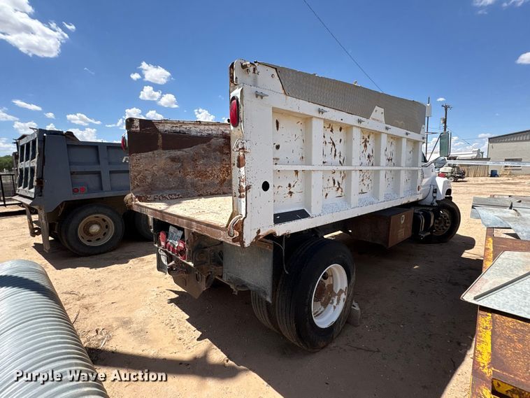 image for item FC2355 1999 Chevrolet C7500 dump truck