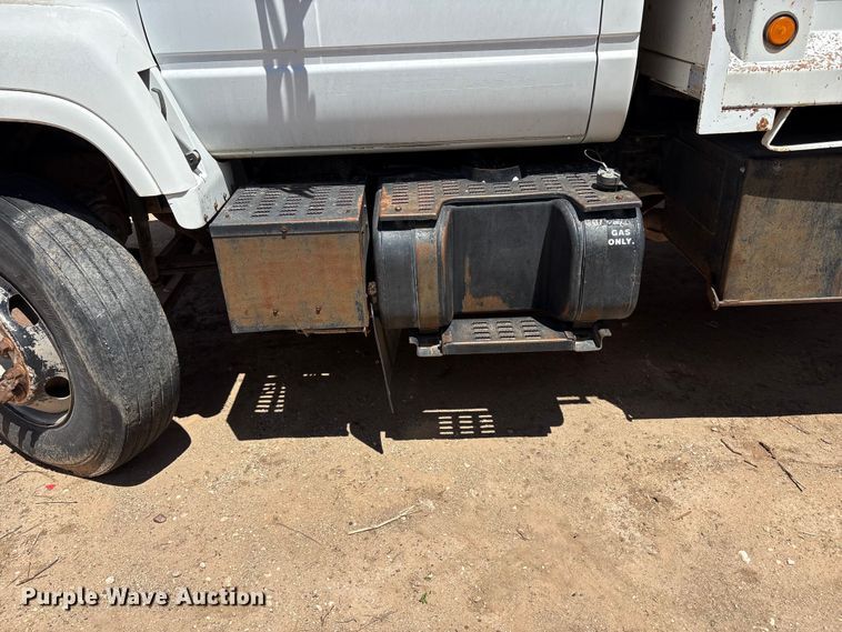 image for item FC2355 1999 Chevrolet C7500 dump truck
