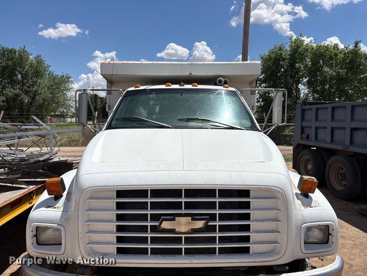 image for item FC2355 1999 Chevrolet C7500 dump truck