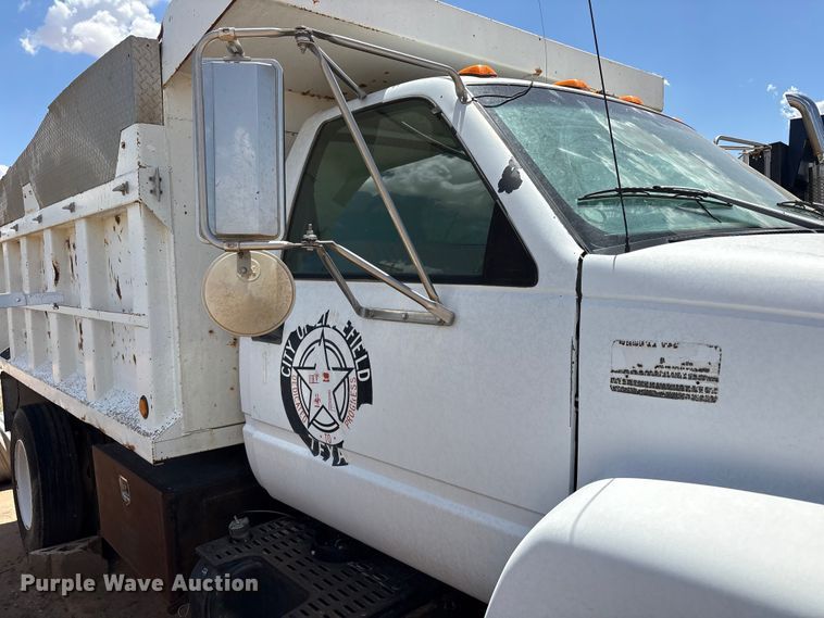 image for item FC2355 1999 Chevrolet C7500 dump truck