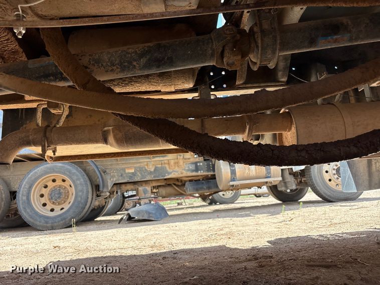 image for item FC2355 1999 Chevrolet C7500 dump truck