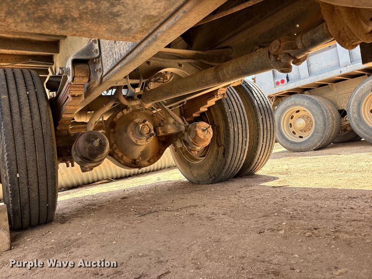 image for item FC2355 1999 Chevrolet C7500 dump truck