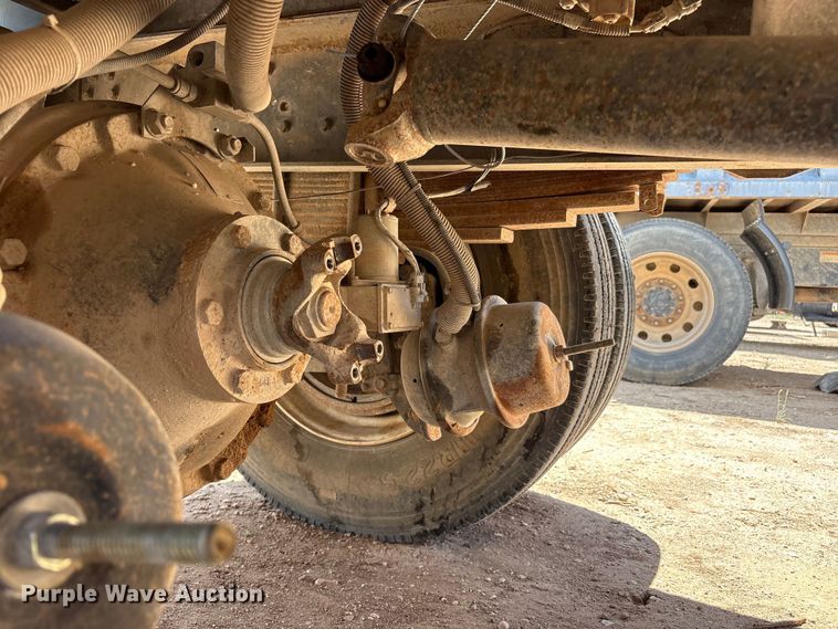image for item FC2355 1999 Chevrolet C7500 dump truck