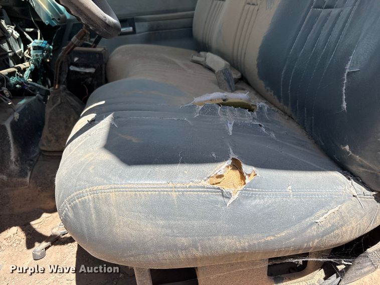 image for item FC2355 1999 Chevrolet C7500 dump truck