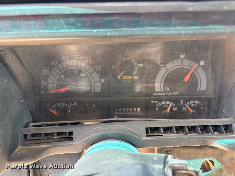 image for item FC2355 1999 Chevrolet C7500 dump truck