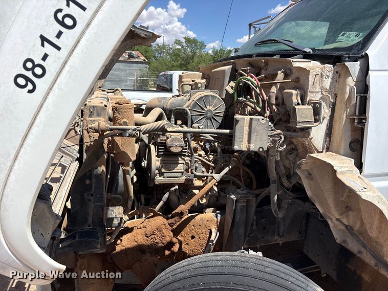image for item FC2355 1999 Chevrolet C7500 dump truck