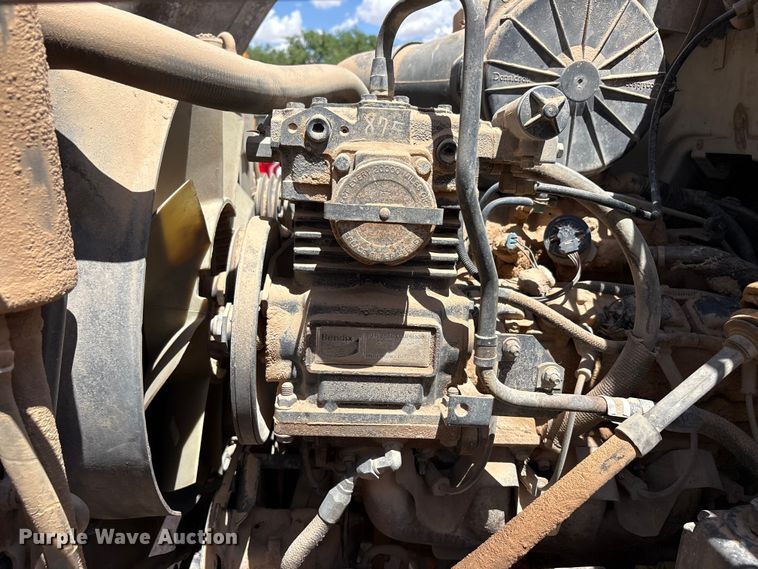 image for item FC2355 1999 Chevrolet C7500 dump truck