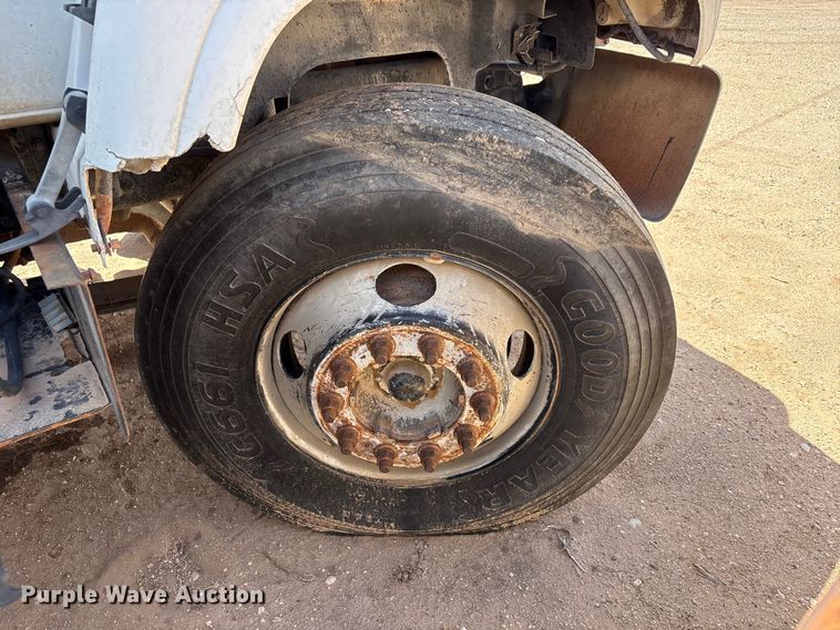 image for item FC2355 1999 Chevrolet C7500 dump truck