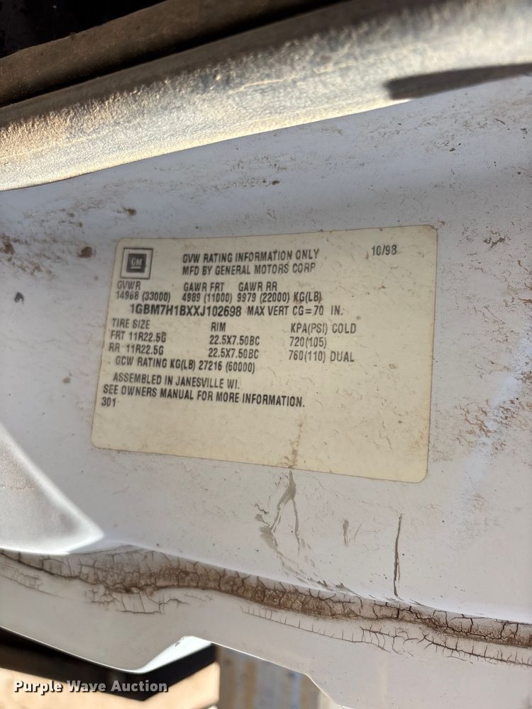 image for item FC2355 1999 Chevrolet C7500 dump truck