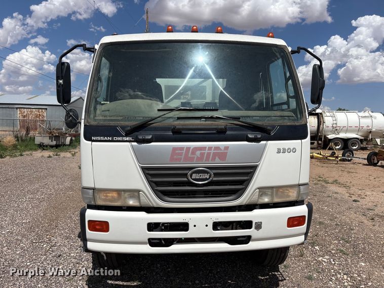 image for item FC2356 2009 Elgin 3300 street sweeper truck