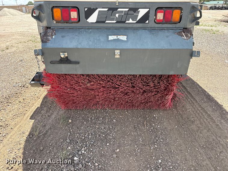 image for item FC2356 2009 Elgin 3300 street sweeper truck