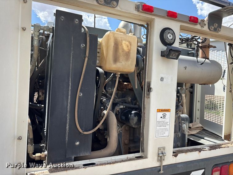 image for item FC2356 2009 Elgin 3300 street sweeper truck