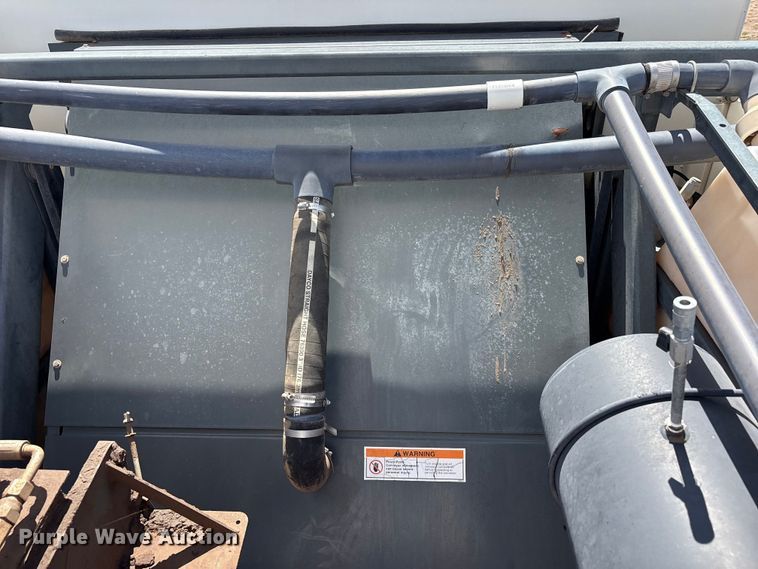 image for item FC2356 2009 Elgin 3300 street sweeper truck