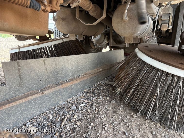 image for item FC2356 2009 Elgin 3300 street sweeper truck