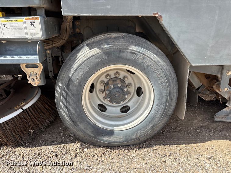 image for item FC2356 2009 Elgin 3300 street sweeper truck