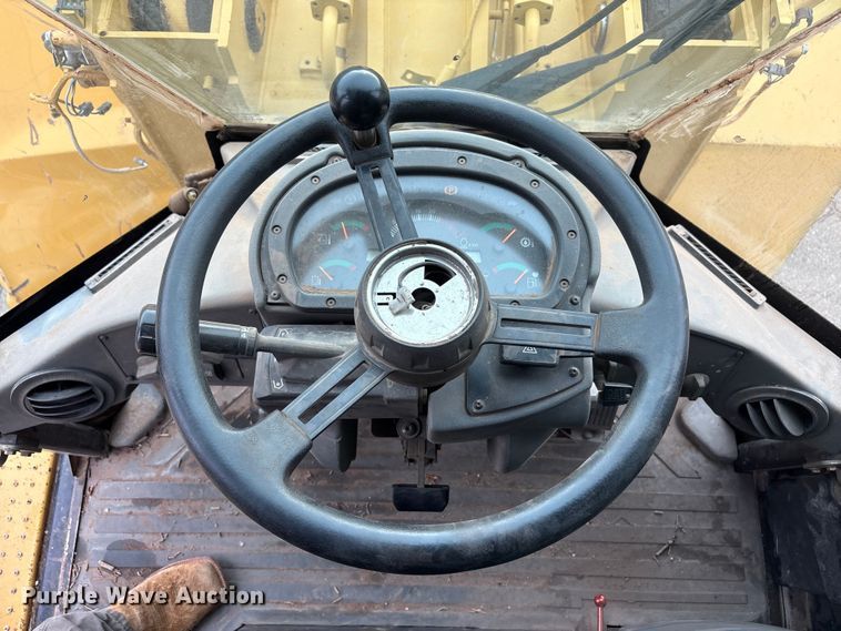 image for item FC2364 2008 Caterpillar 938G wheel loader
