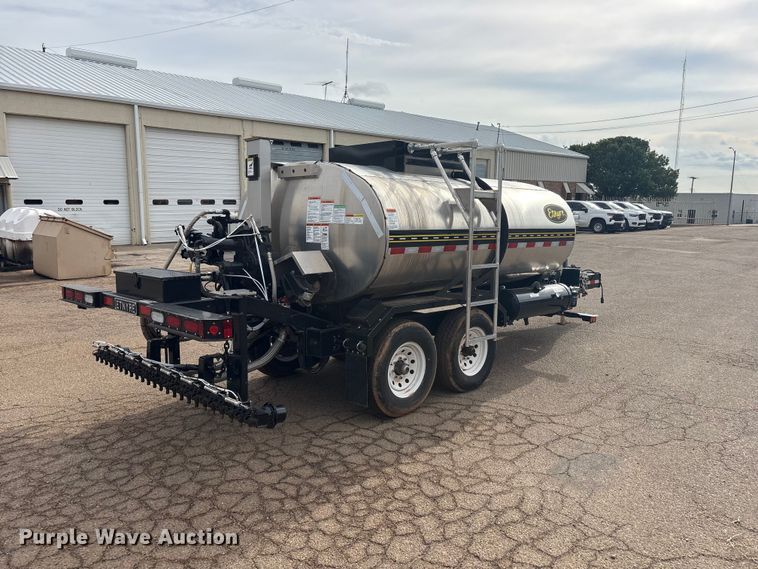 image for item FC2365 2023 E.D. Etnyre & CO M U oil distribution trailer