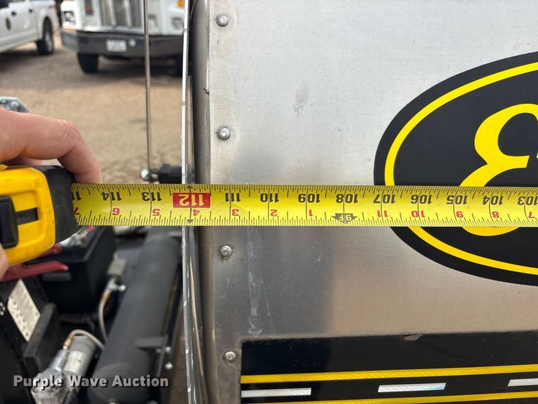 image for item FC2365 2023 E.D. Etnyre & CO M U oil distribution trailer