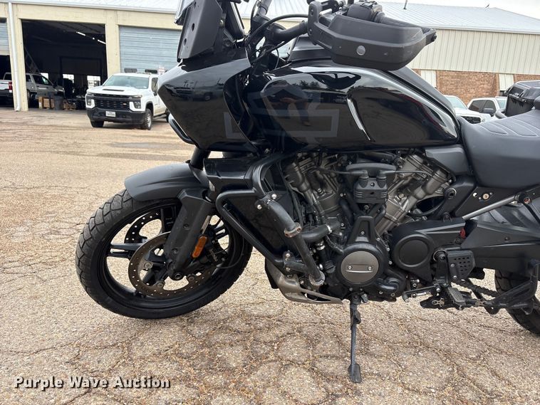 image for item FC2366 2022 Harley-Davidson Pan America Special motorcycle