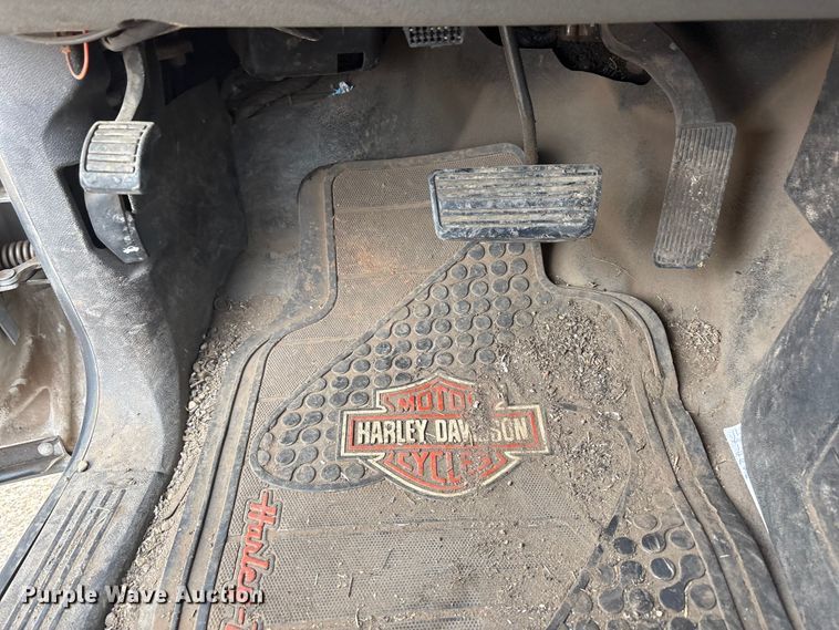 image for item FC2368 2011 Chevrolet Silverado 2500HD Ext. Cab pickup truck