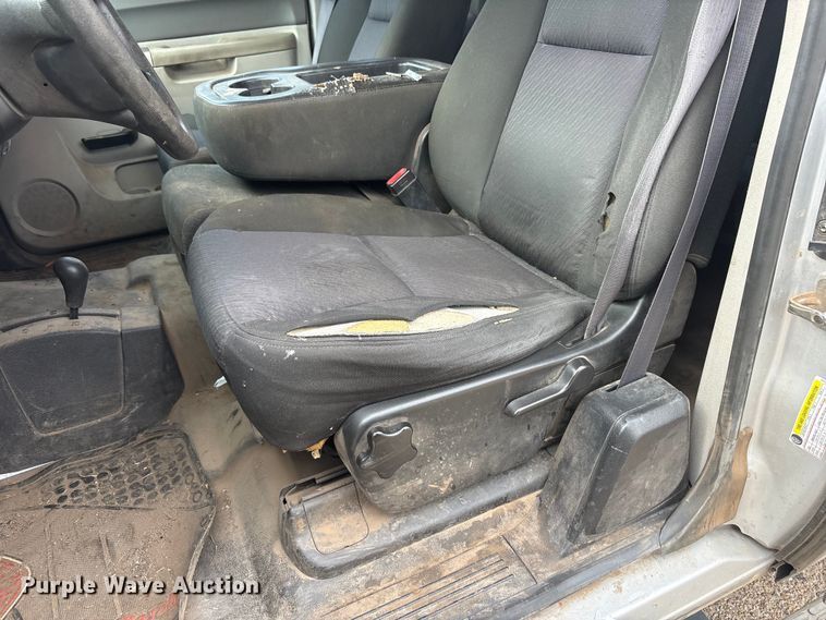 image for item FC2368 2011 Chevrolet Silverado 2500HD Ext. Cab pickup truck