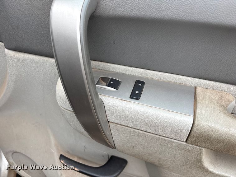 image for item FC2368 2011 Chevrolet Silverado 2500HD Ext. Cab pickup truck