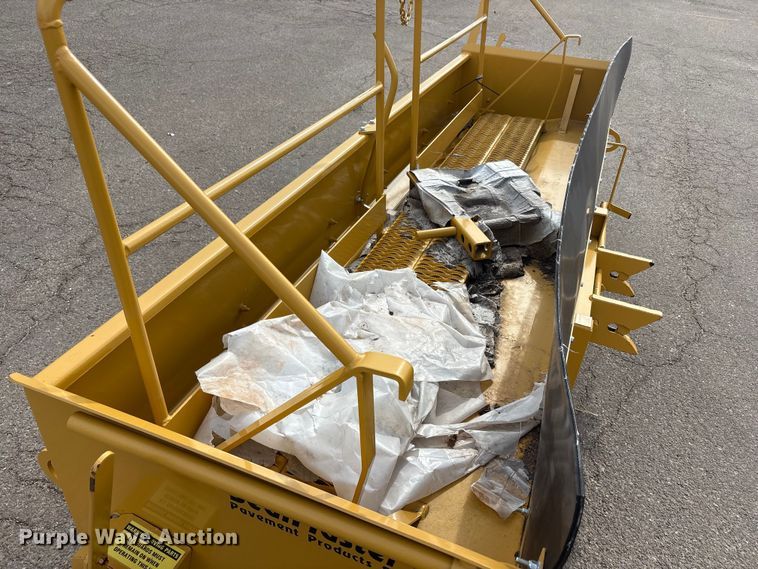 image for item FC2369 Seal master R1 (10) chip spreader