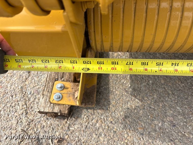 image for item FC2369 Seal master R1 (10) chip spreader