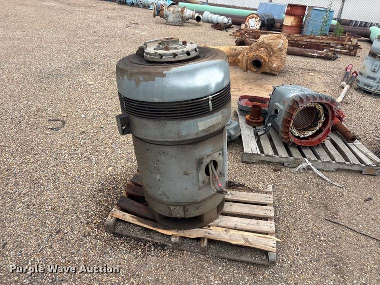 image for item FC2371 Pumps