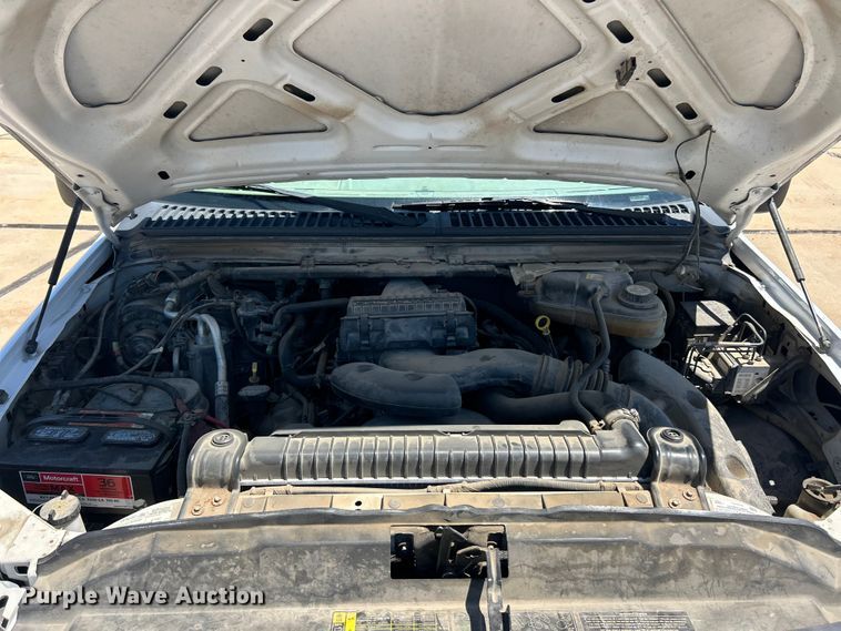 image for item FC2734 2006 Ford F350 Super Duty XL dump bed pickup truck